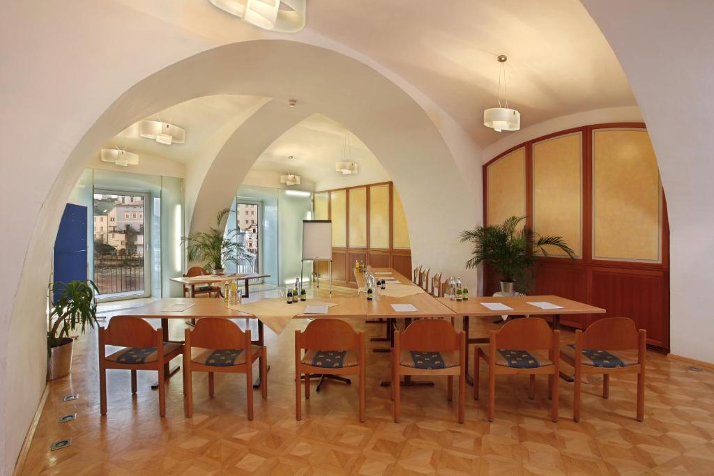 Hotel-Restaurant Minichmayr Steyr Exterior photo